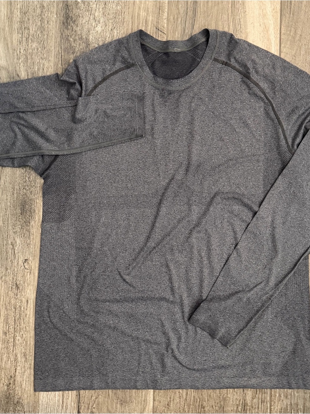 Men's Lululemon Athletic Gym Long Sleeve Tee - Charcoal L